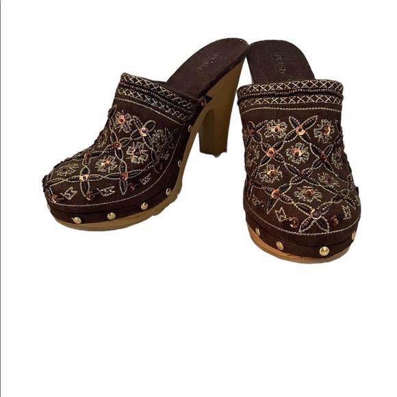 Splash brown mules with detail beading - Picture 1 of 6